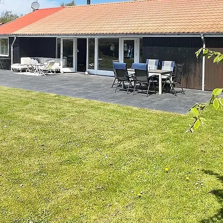 Holdvej Holiday home *